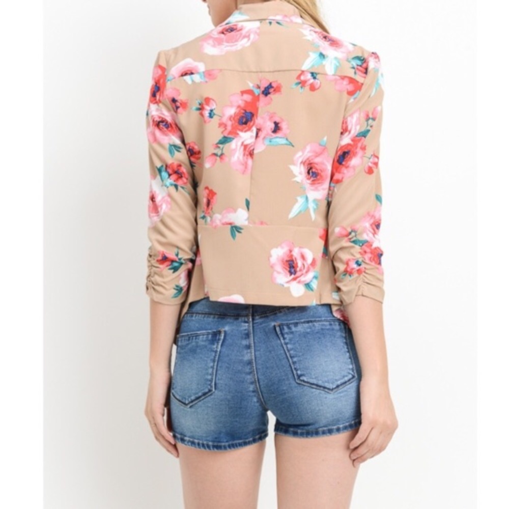 LAST: Large Floral Print Blazer - Picture 3 of 8